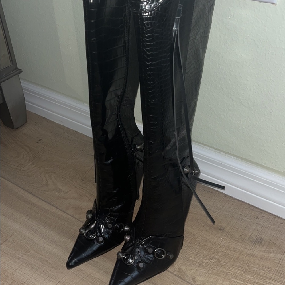 Women’s boots